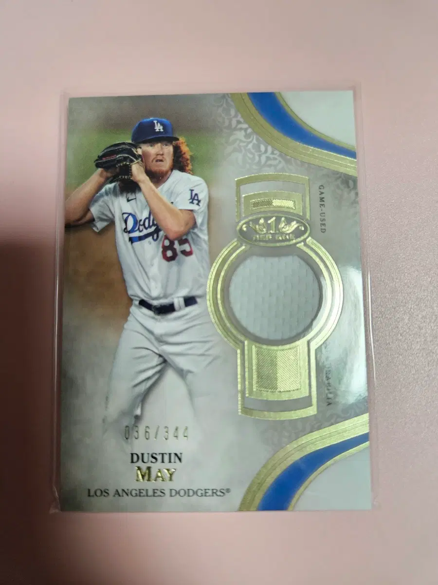 다저스)더스틴 메이 Topps Tier One 저지 카드