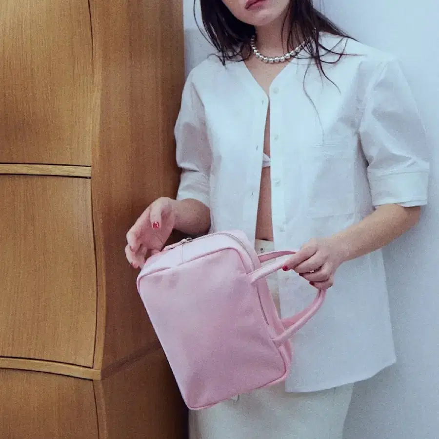 디애퍼처 walter bag