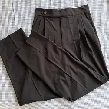 ZARA 턱 센터 프레스 와이드 팬츠 슬랙스