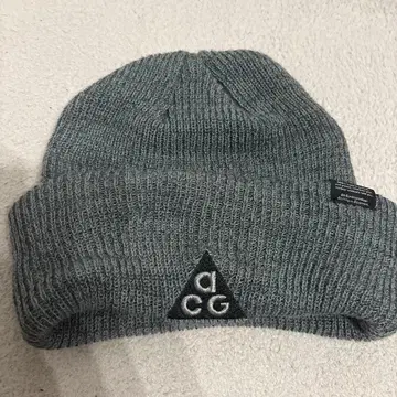 Nike ACG 비니 니트 모자 그레이 로고 테크 y2k 고프코어