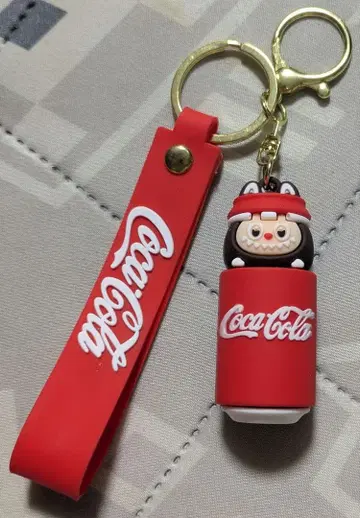 러브브 코카콜라 스트랩 키링