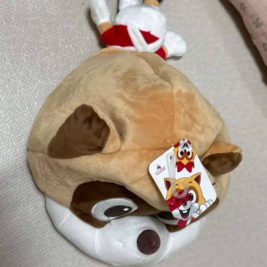 롯데월드 로티 모자