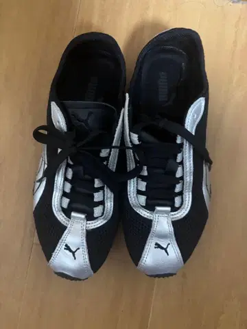 PUMA 스니커즈 블랙 실버