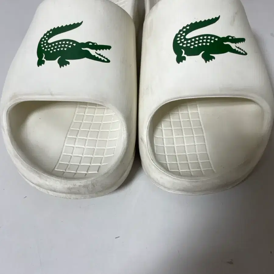 라코스테 슬리퍼