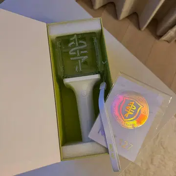 NCT127 OFFICIAL FANLIGHT 응원봉