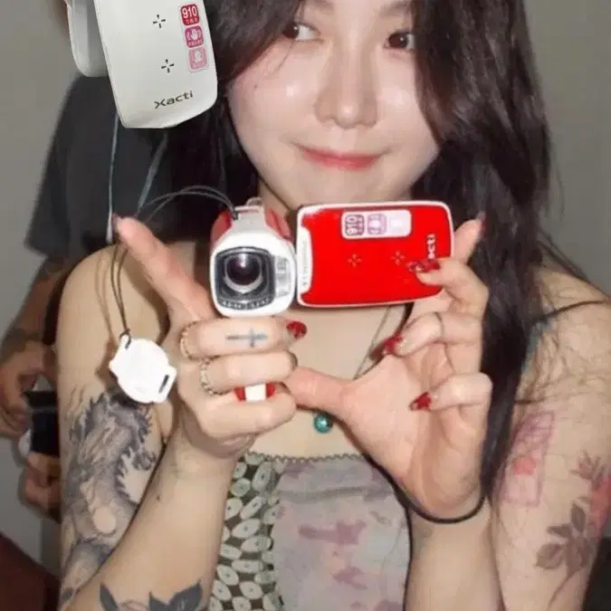 산요작티 cg9(백예린 카메라)