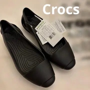 새상품 Crocs Flat W 블랙 22cm