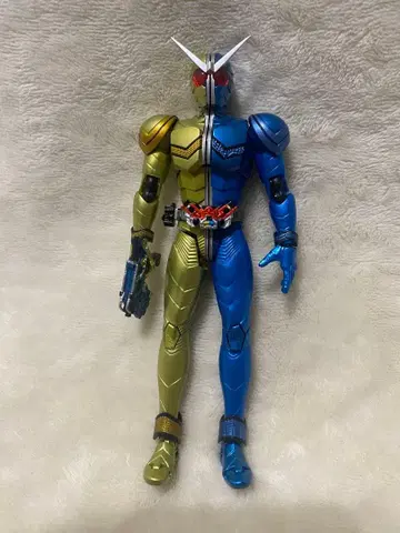 반다이 S.H.Figuarts 가면라이더 더블 루나 트리거