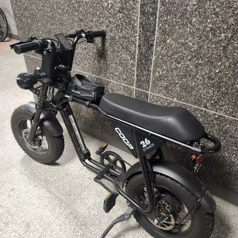 AU테크 쿱 미니자토바이