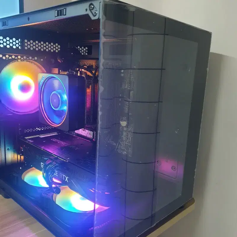 라이젠5600XT/32GB/RTX3070 게이밍PC