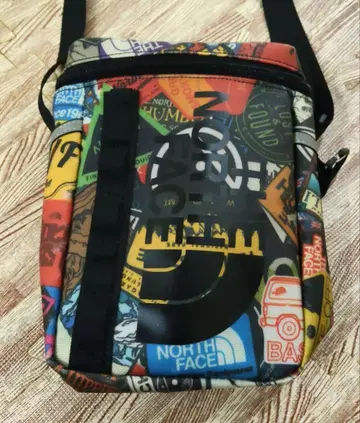 THE NORTH FACE NM81610 숄더 파우치