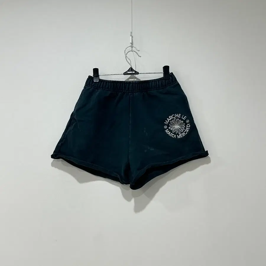 Mardi Mercredi 마르디 메크르디 숏팬츠