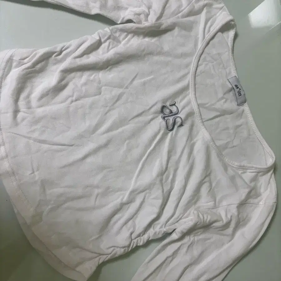 애즈온 롱슬리브 긴팔티