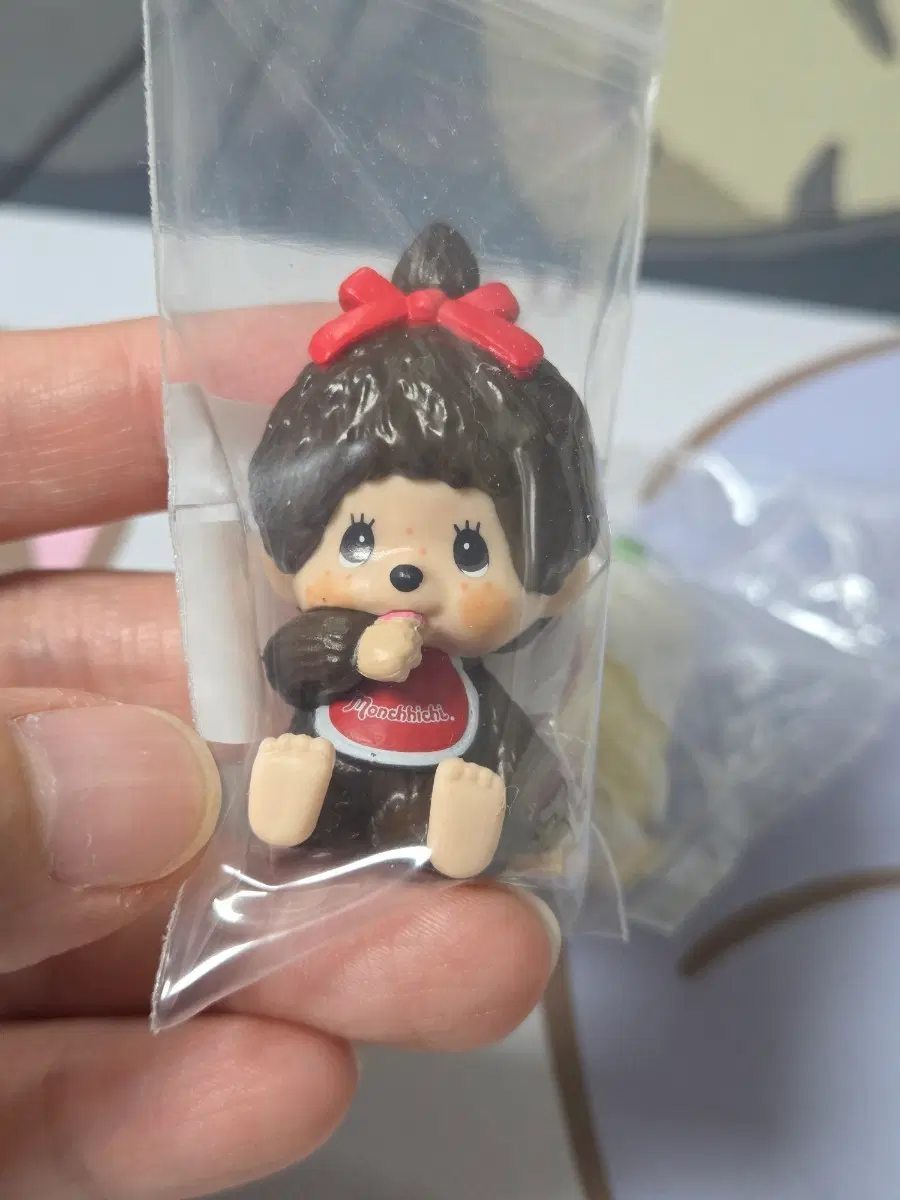 몬치치 여자아이 피규어
