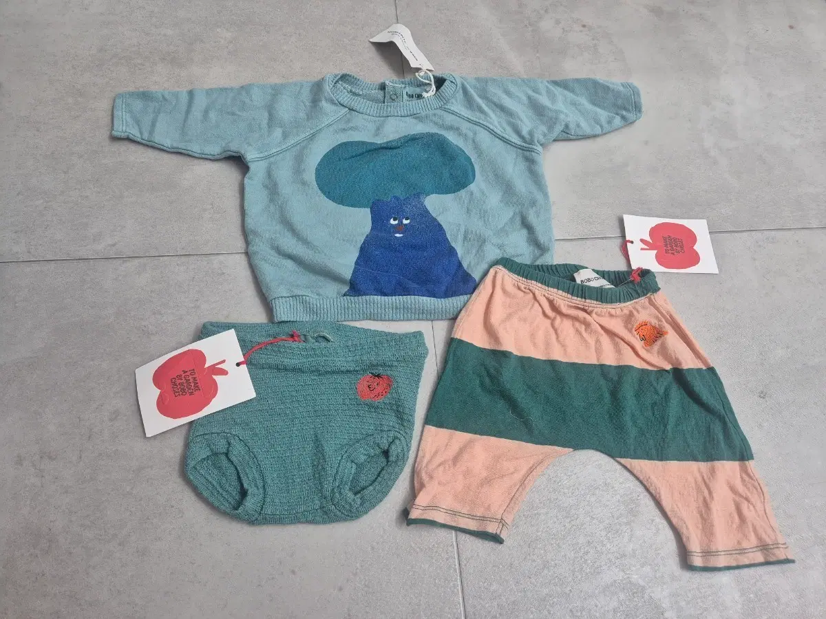 새상품)BOBO CHOSES 3종 일괄 6-12m 74cm