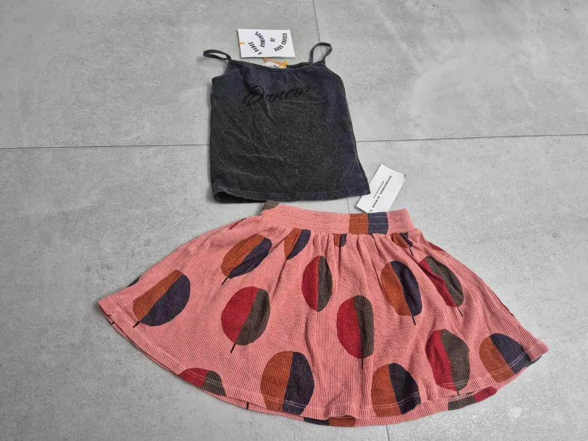 새상품)BOBO CHOSES 여아2종 4-5Y 110cm
