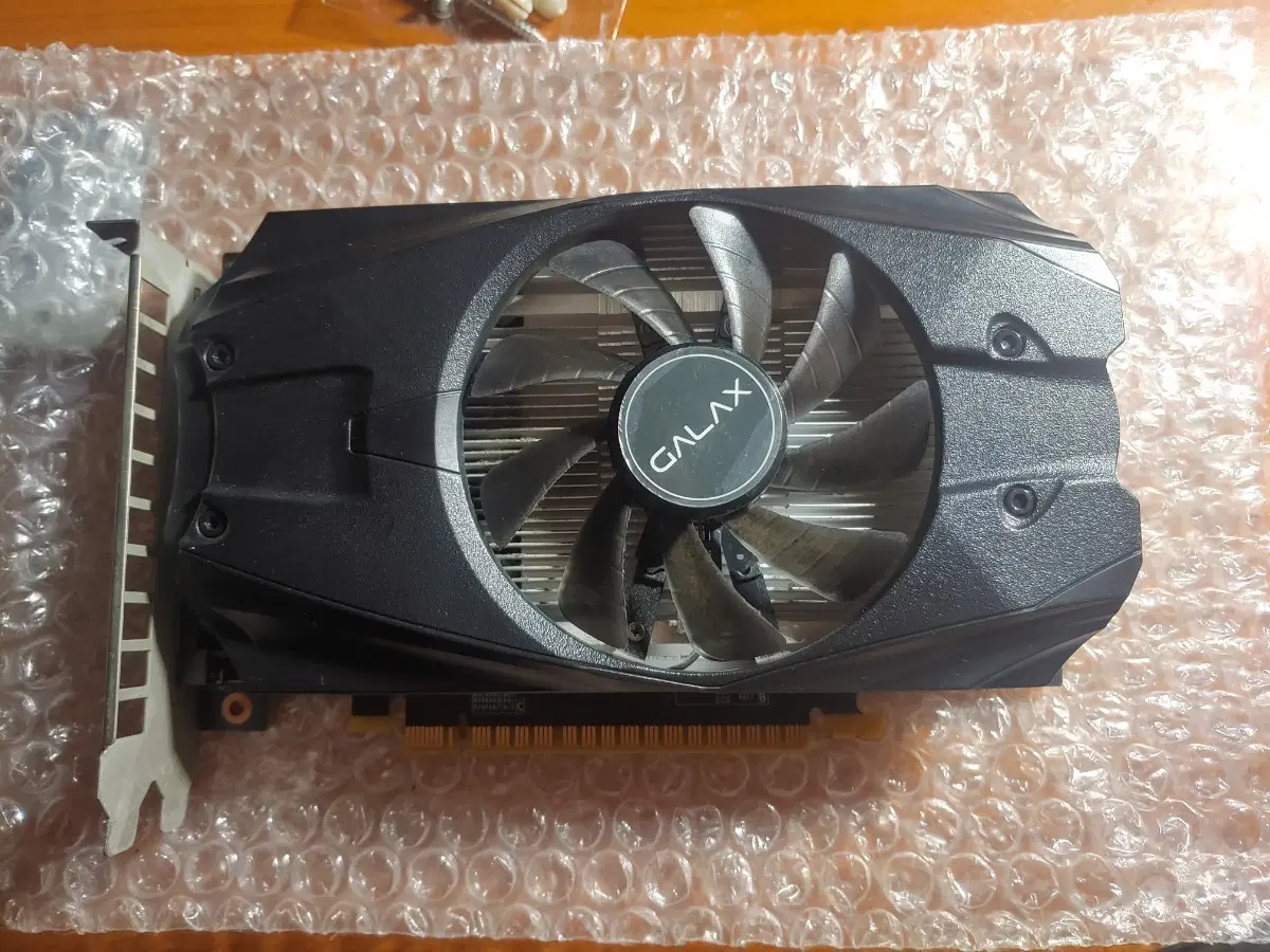 갤럭시 GTX 1050 oc 2GB ddr5 그래픽카드