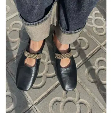 zara 가죽 메탈 스트랩 발레 슈즈