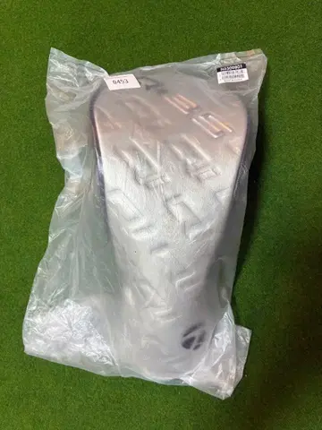 TaylorMade Qi35 드라이버용 골프헤드커버