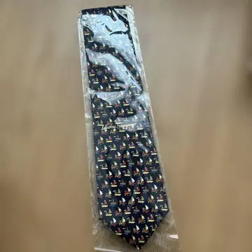 페라가모 넥타이