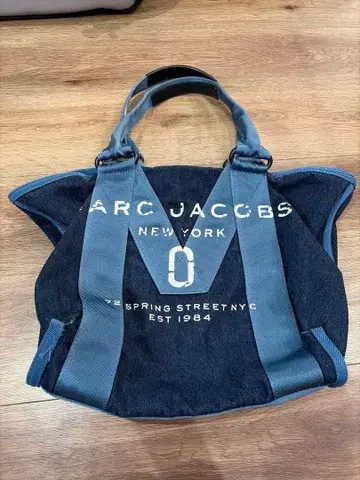 MARC JACOBS 데님 토트백