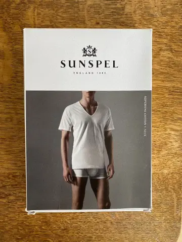새상품 SUNSPEL V넥T셔츠 M 화이트 박스 포함