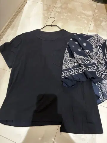 sacai 페이즐리 도킹 T셔츠