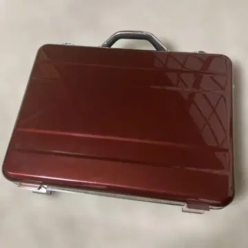 아타셰 케이스