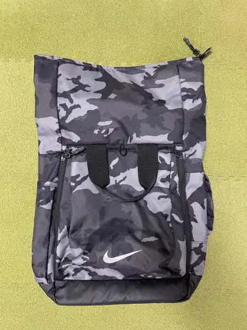 NIKE 카모플라쥬 패턴 백팩