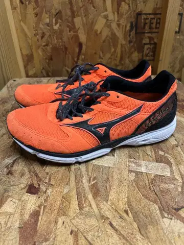 MIZUNO 엠퍼러 2 러닝화 황속 25cm