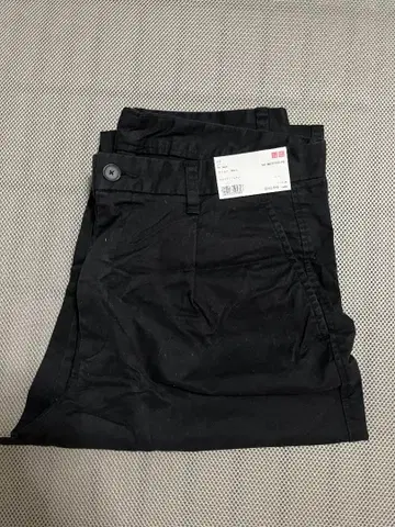 새상품 데드스탁 유니클로 와이드 핏 원턱 치노 블랙 w88