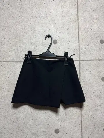 ZARA 미니 스코트