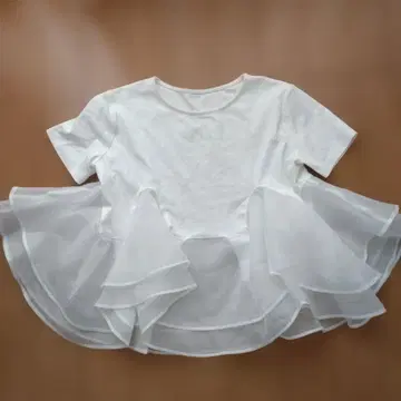 오간자 도킹 페플럼 T셔츠 새상품