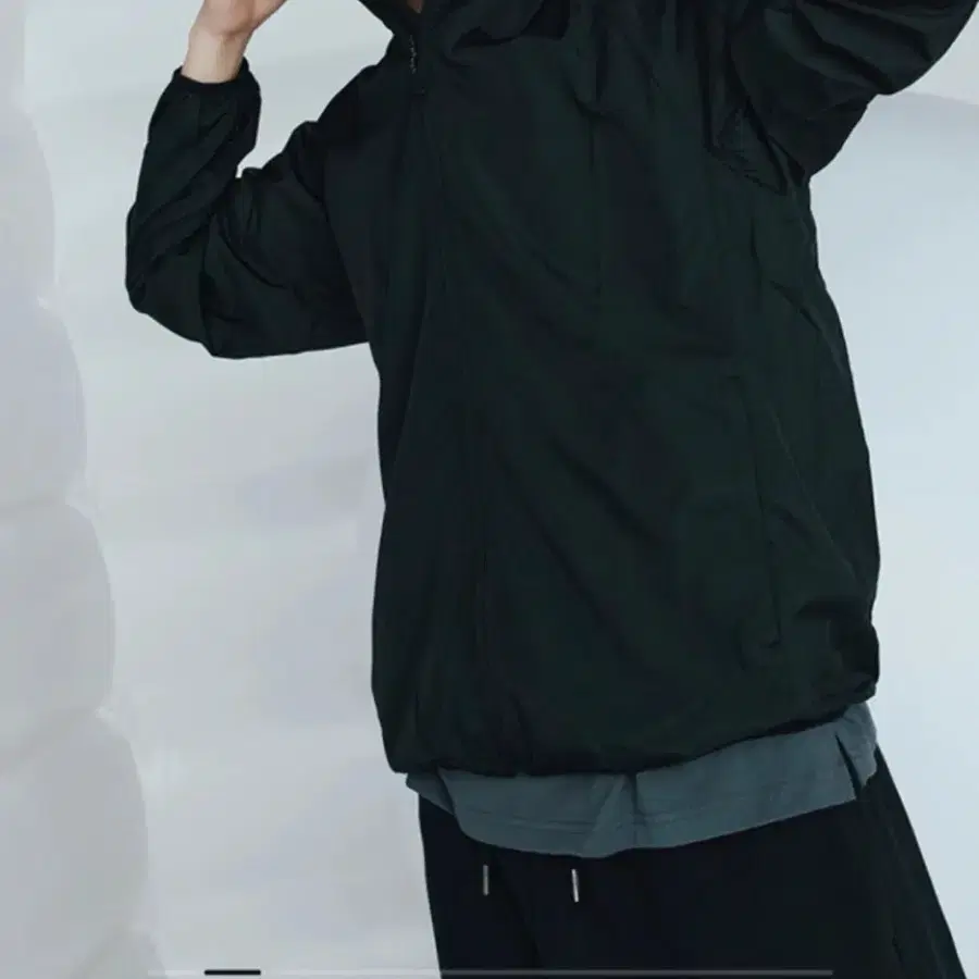 초경량 바람막이 블랙