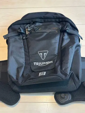 TRIUMPH 트라이엄프 25L 백팩
