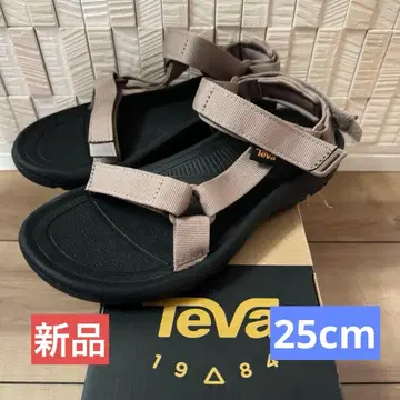 새상품 테바 TEVA 샌들 허리케인 XLT2 25cm 1019235