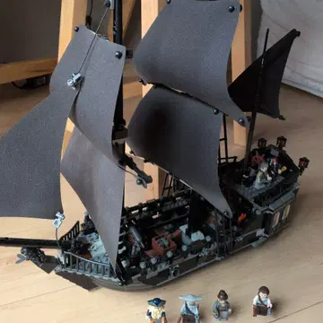 정품 LEGO Pirates of the Caribbean 블랙 펄 호