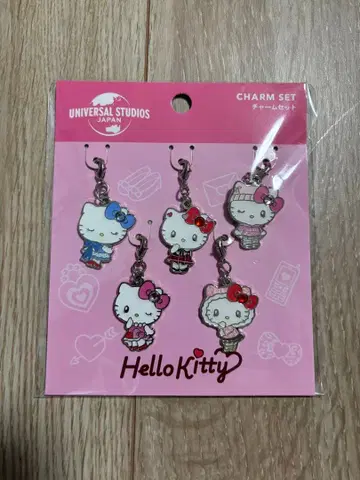 USJ 유니버셜 키티 참 세트