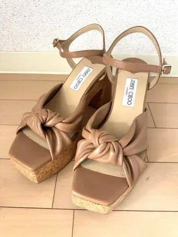JIMMY CHOO 지미추 웨지솔 샌들