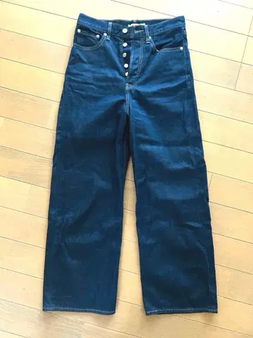 Levi's PREMIUM pc9-a0196-0001 27인치