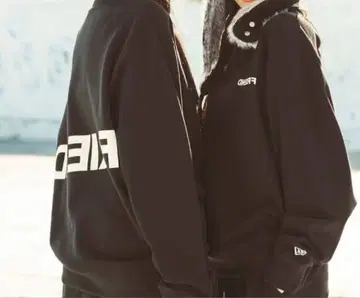 NEW ERA 뉴에라 시게모리 사토미 콜라보 트레이닝복 FRIEND
