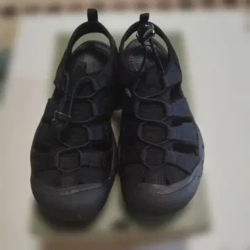 KEEN NEWPORT H2 킨 뉴포트 블랙