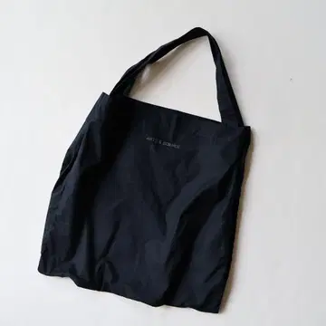 ARTS&SCIENCE 아츠&사이언스 포켓터블 토트백