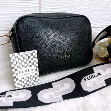 컨디션 최상 FURLA 훌라 숄더백 카메라백 가죽 블랙