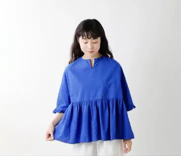 [ 새상품급 ] [ 일본제 ] Veritecoeur 베리떼꾸르 프릴 슬리브 블라우스