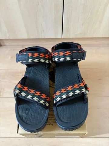 SHAKA NEO CLIMBING ORANGEWAVE SIZE 9