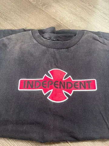 INDEPENDENT 반팔T셔츠