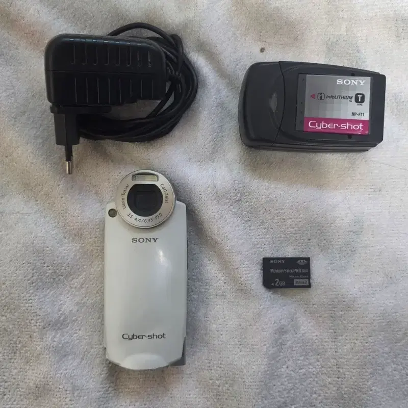 소니 사이버샷 DSC-M2 화이트