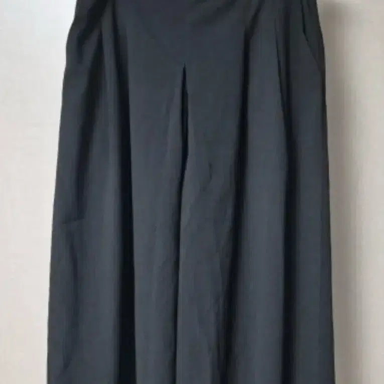 더엣지 블랙 9부 와이드 팬츠 66