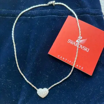 SWAROVSKI 하트 목걸이